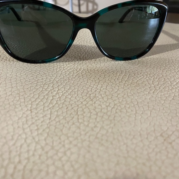 New Versace Sunglasses - Picture 6 of 6